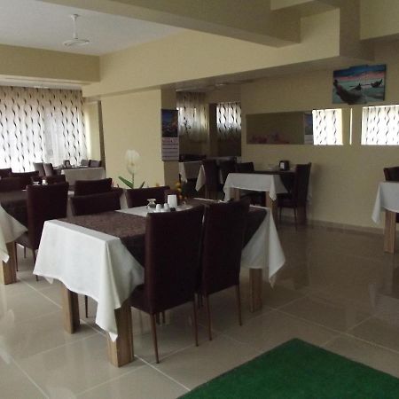 Borpark Otel Emet Luaran gambar